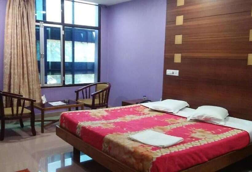 Bed and Breakfast Raj Residency