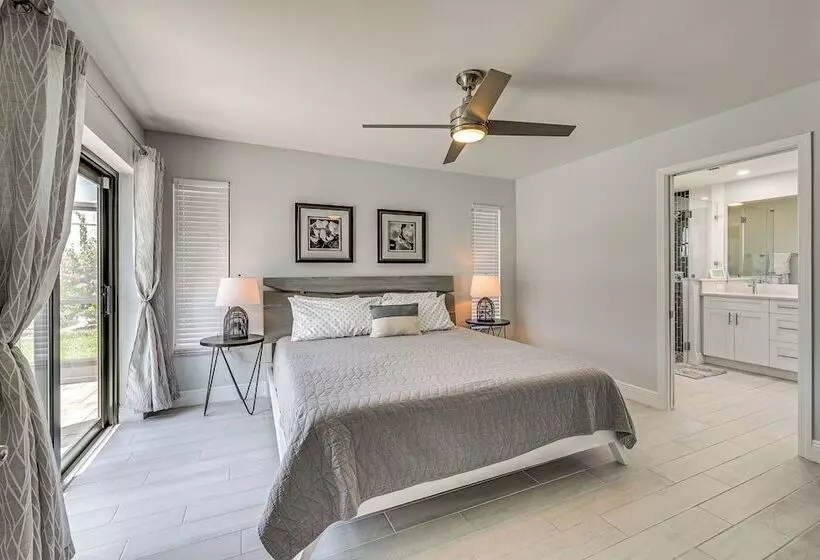 Bonita Springs Home W/ Lake Views: 8 Mi To Beach!