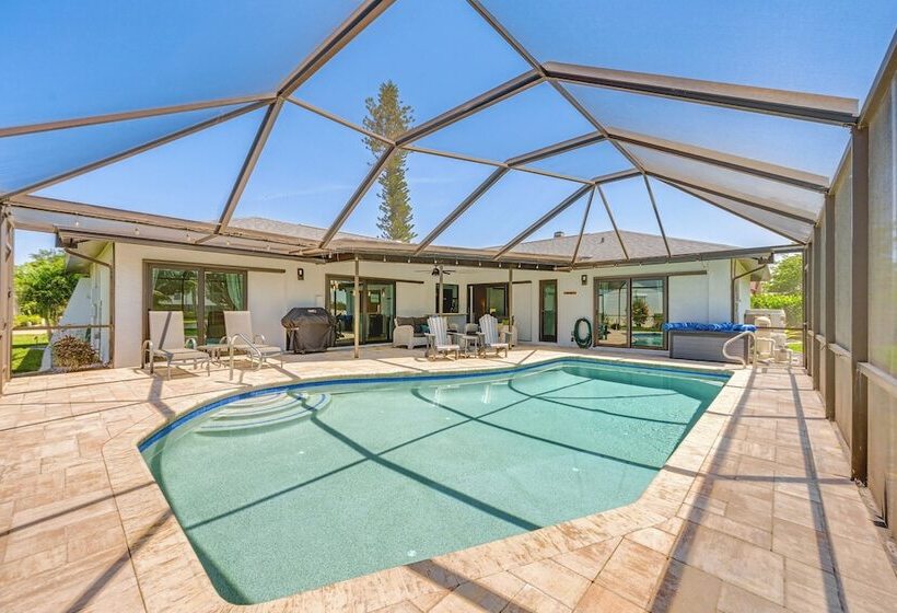 Bonita Springs Home W/ Lake Views: 8 Mi To Beach!