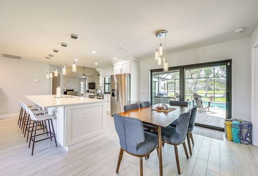 Bonita Springs Home W/ Lake Views: 8 Mi To Beach!