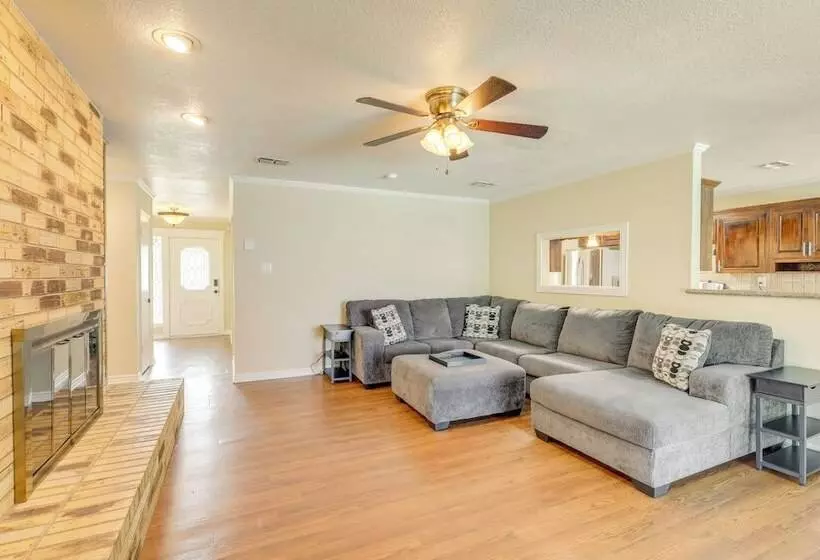 Copperas Cove Home W/ Pool ~ 8 Mi To Fort Cavazos!