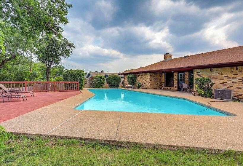 Copperas Cove Home W/ Pool ~ 8 Mi To Fort Cavazos!