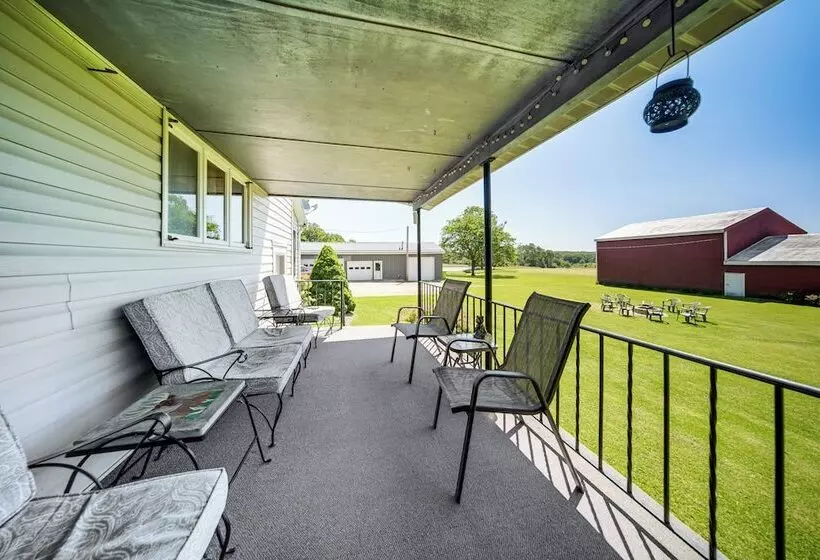 Country Home W/ Fishing Ponds Near Canadohta Lake