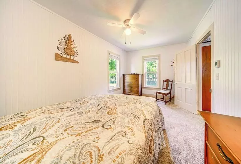 Country Home W/ Fishing Ponds Near Canadohta Lake