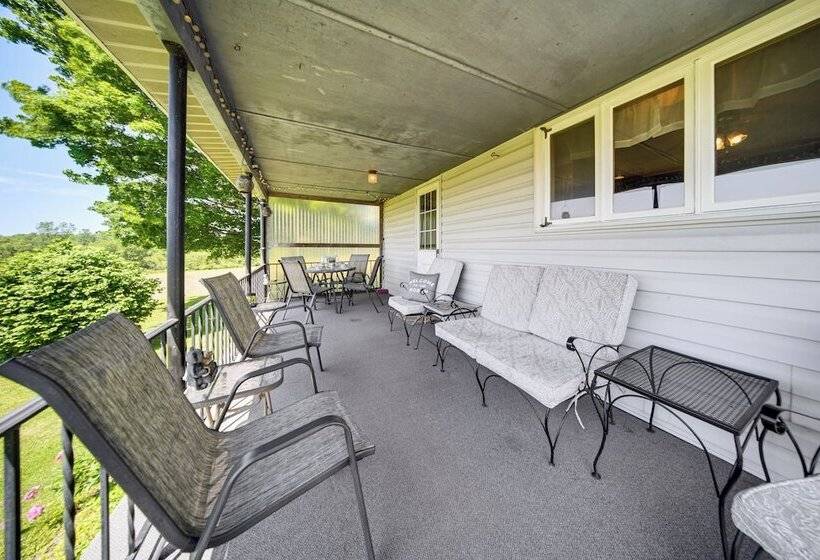 Country Home W/ Fishing Ponds Near Canadohta Lake