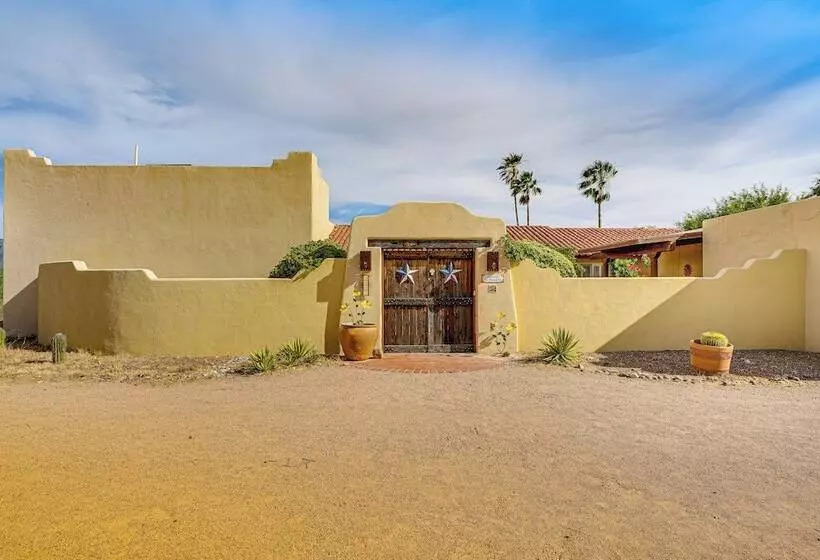 Green Valley Mountain Oasis W/ Views: 4 Mi To Golf