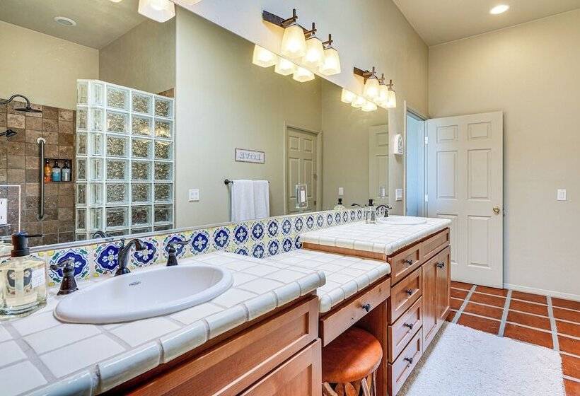 Green Valley Mountain Oasis W/ Views: 4 Mi To Golf