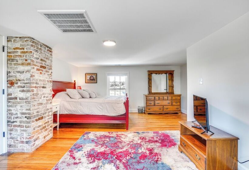 Historic Jefferson Farmhouse Hike, Bike & Raft!