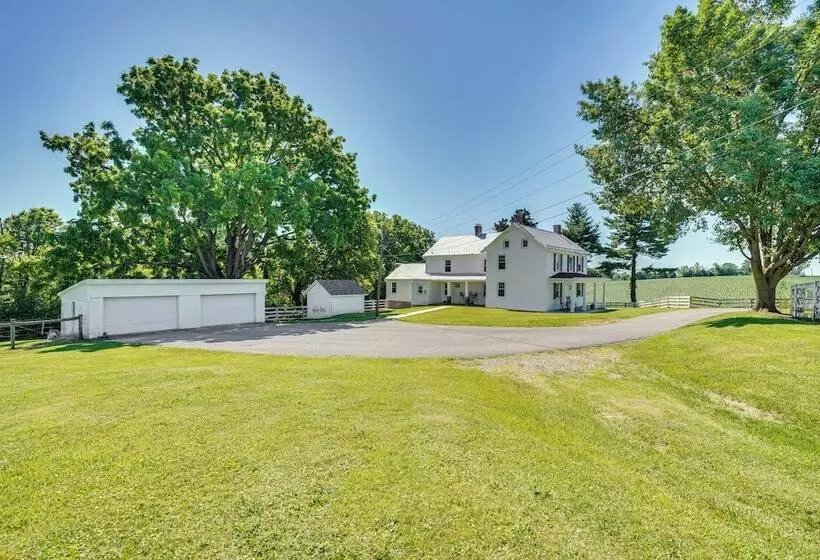 Historic Jefferson Farmhouse   Hike, Bike & Raft!