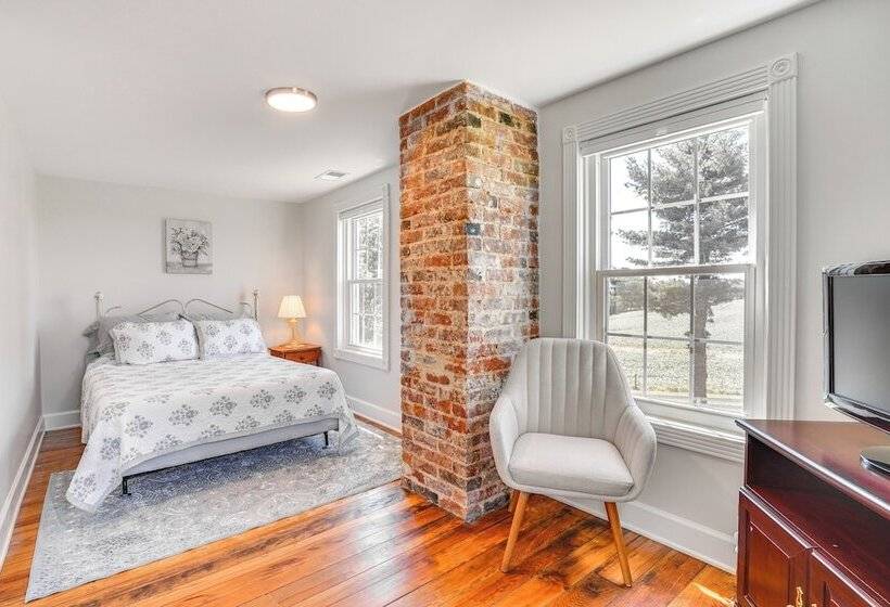 Historic Jefferson Farmhouse Hike, Bike & Raft!