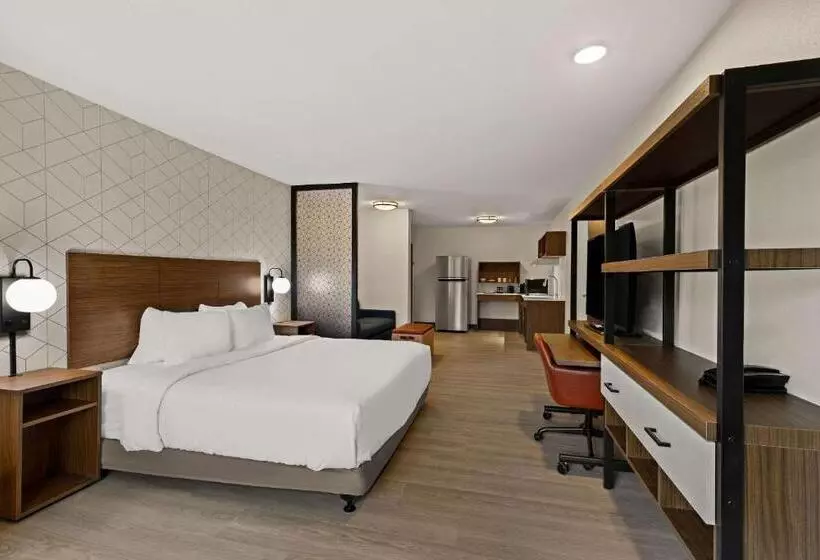 Hotelli Everhome Suites Temecula