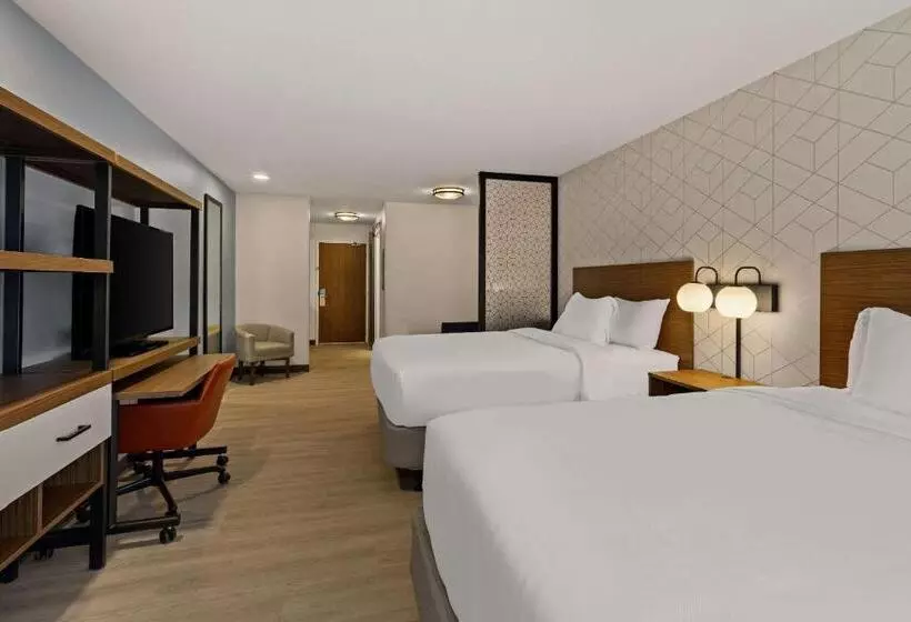 Hotelli Everhome Suites Temecula