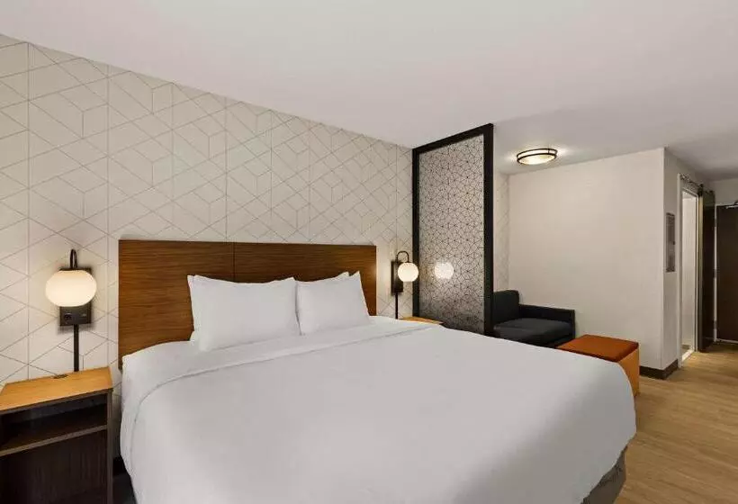 Hotelli Everhome Suites Temecula