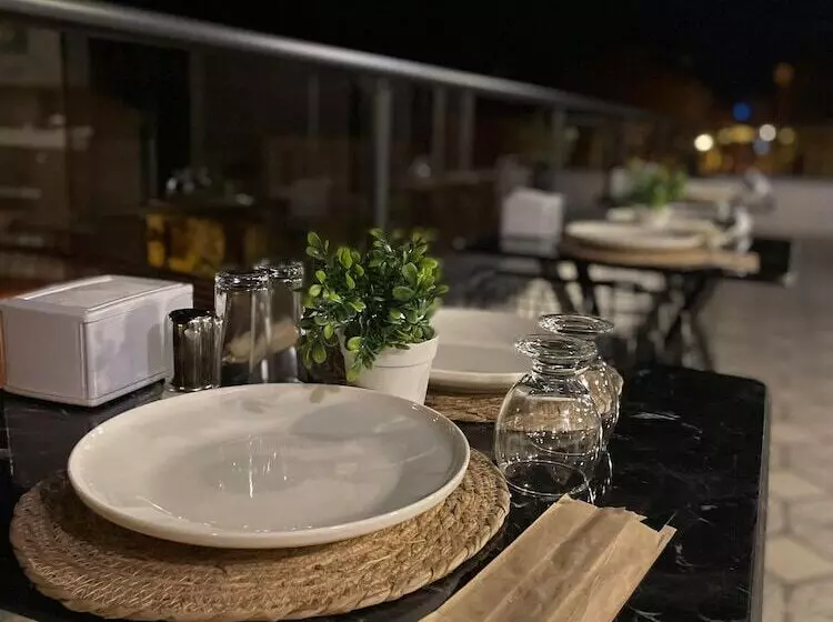 ホテル Grandaura Edirne