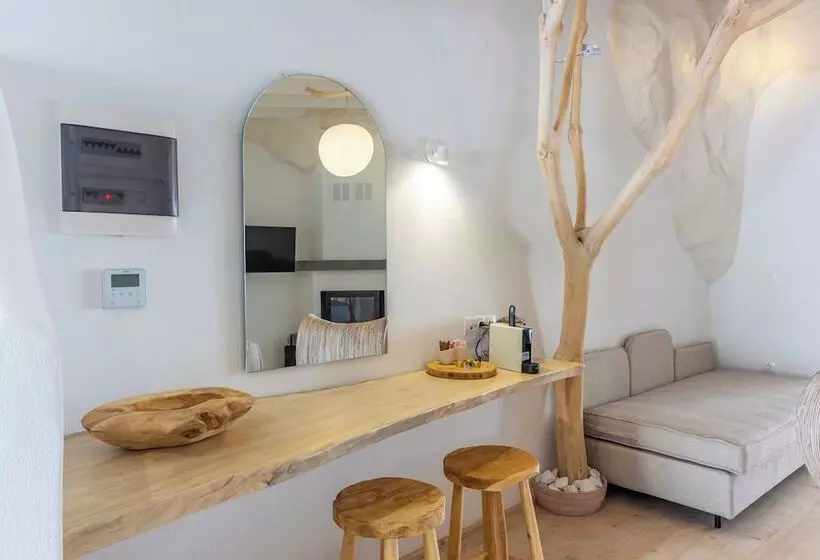 Hotelli Olympa Suites