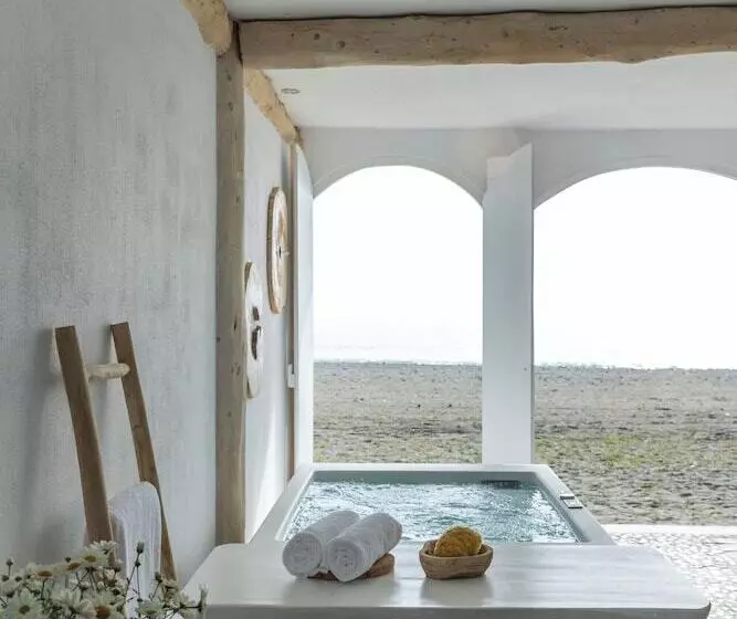 Hotelli Olympa Suites