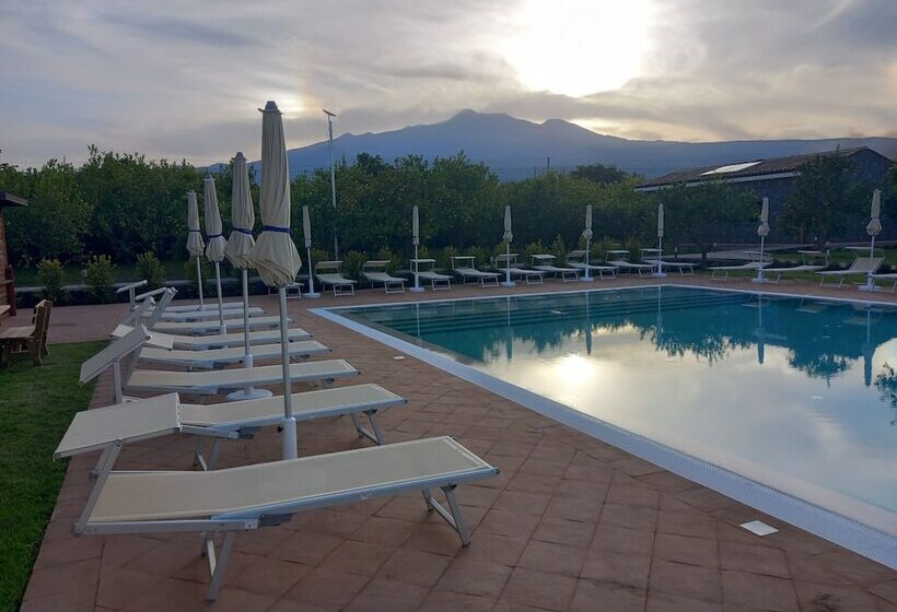 בית מלון כפרי Lumia Resort