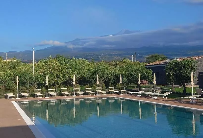 Maaseutuhotelli Lumia Resort