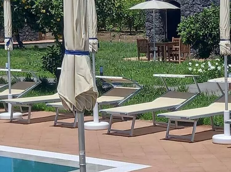 Maaseutuhotelli Lumia Resort