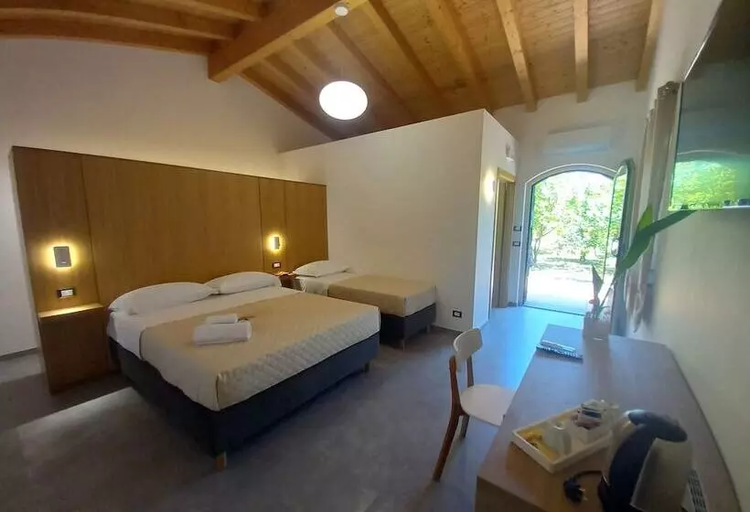 Maaseutuhotelli Lumia Resort