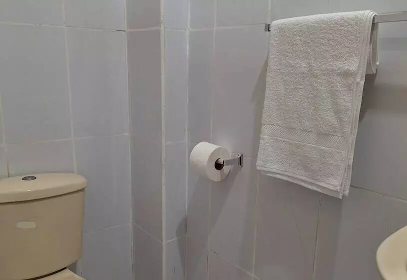 Hotelli Travel House