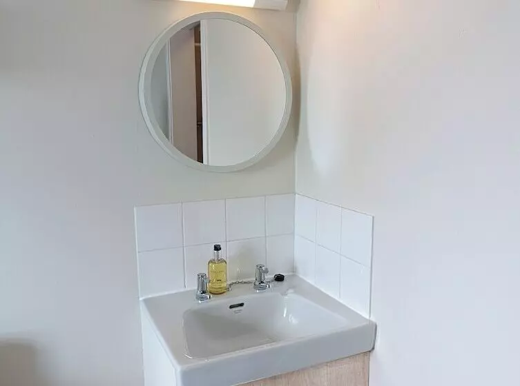 Hotelli Westings Inn