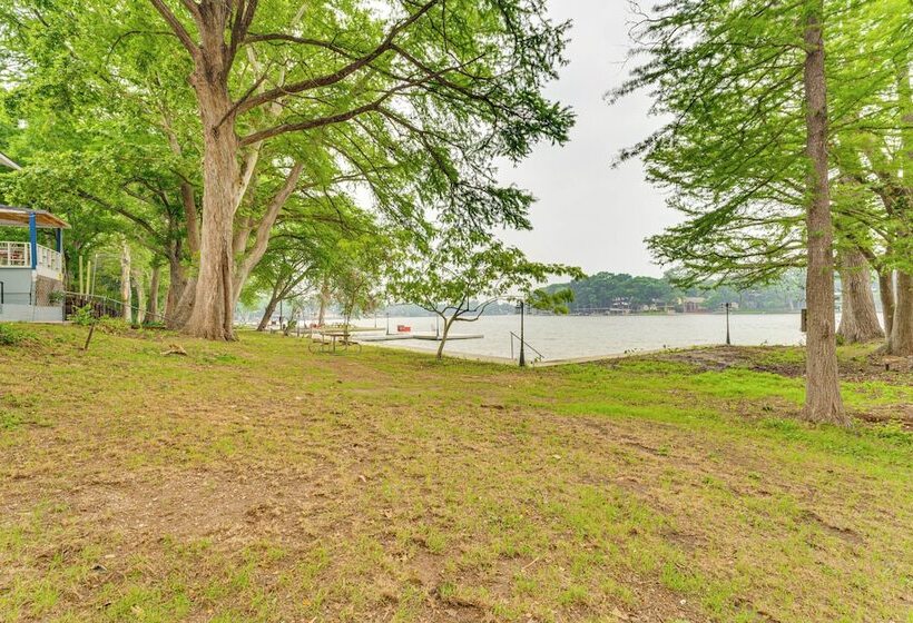 Lakefront Cottage In Clear Springs W/ Deck & Patio