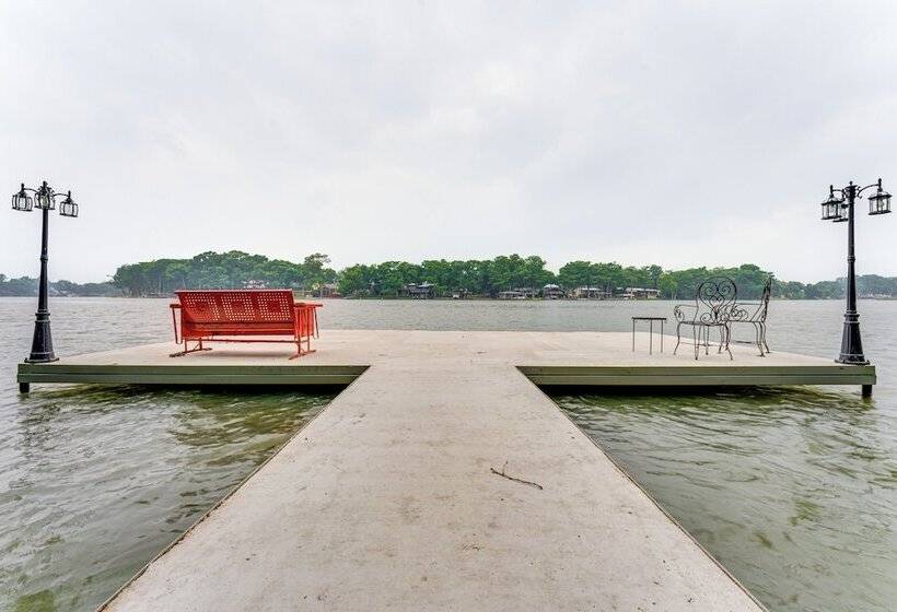 Lakefront Cottage In Clear Springs W/ Deck & Patio