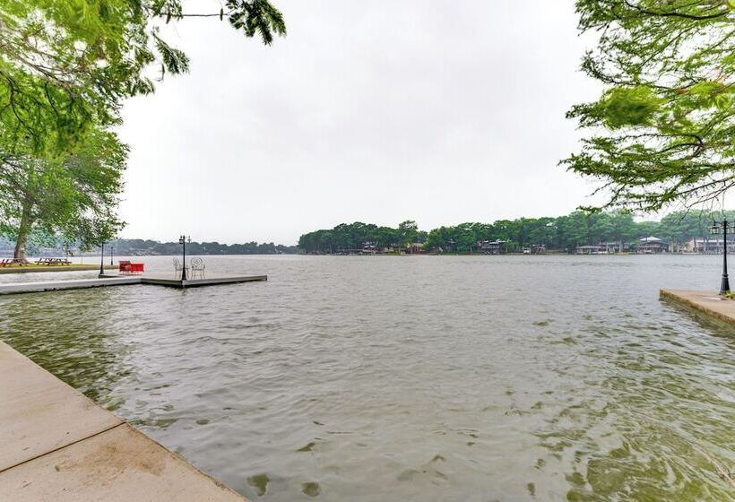 Lakefront Cottage In Clear Springs W/ Deck & Patio