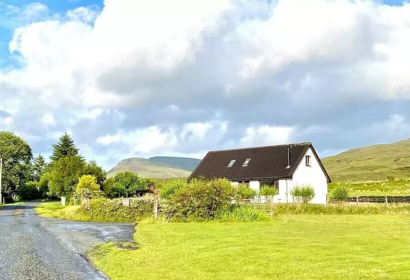 Majatalo Cleadail Guest House