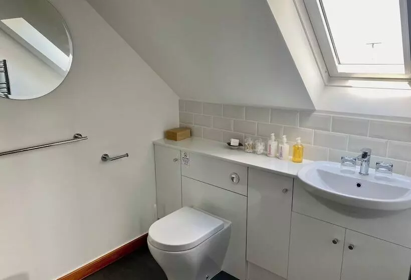 Majatalo Cleadail Guest House