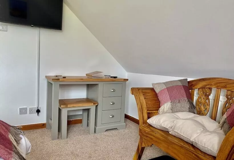 Majatalo Cleadail Guest House