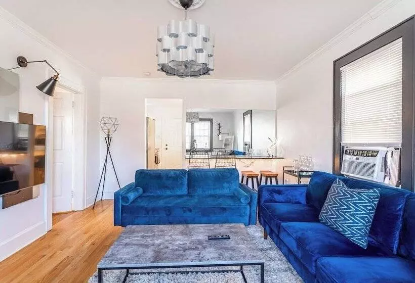 پانسیون Wells Whole House