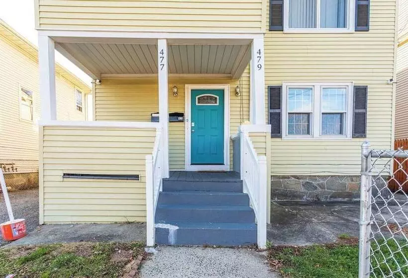 پانسیون Wells Whole House