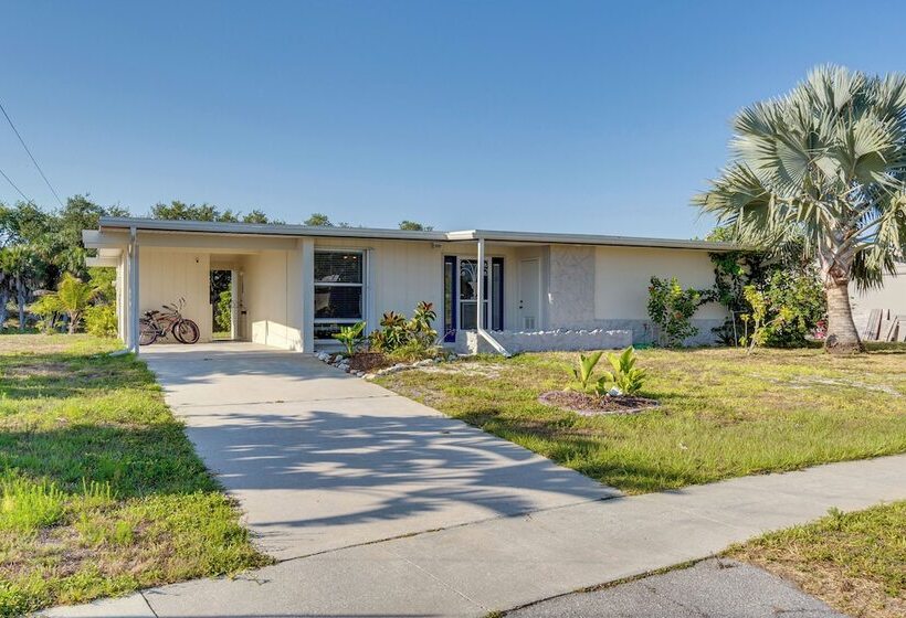 Port Charlotte Canal Front Home W/ Private Pool!
