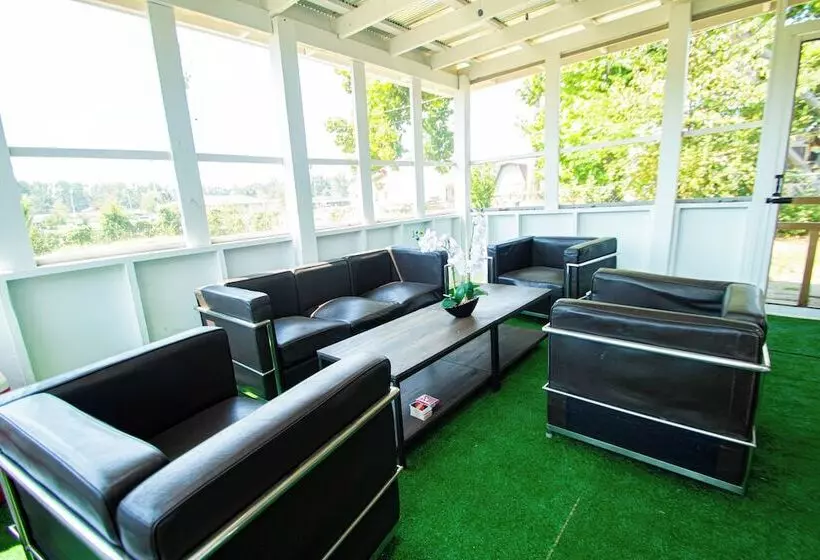 レジデンス Home Sweet Home Amboy