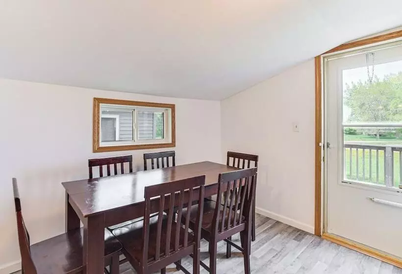 Serene Devils Lake House W/ Deck + Fire Pit!