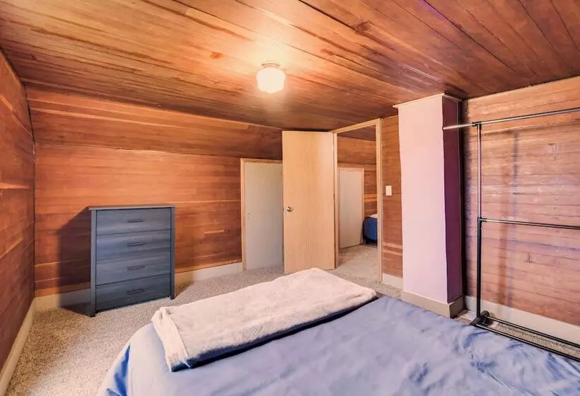 Serene Devils Lake House W/ Deck + Fire Pit!