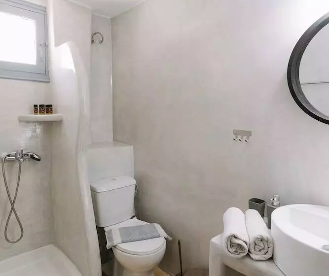 Seven Grapes   Karterados