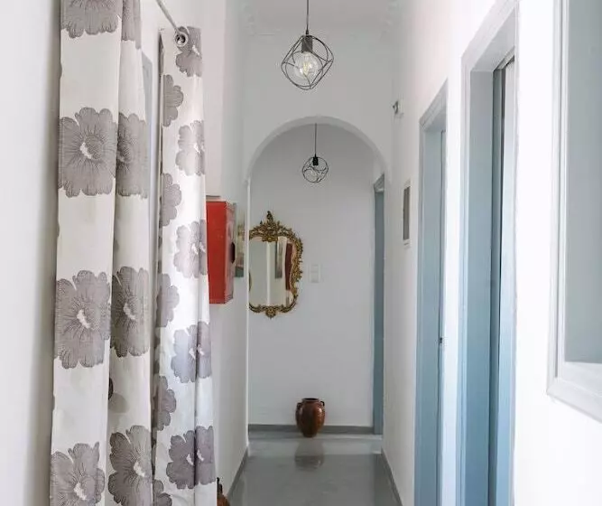 Seven Grapes   Karterados