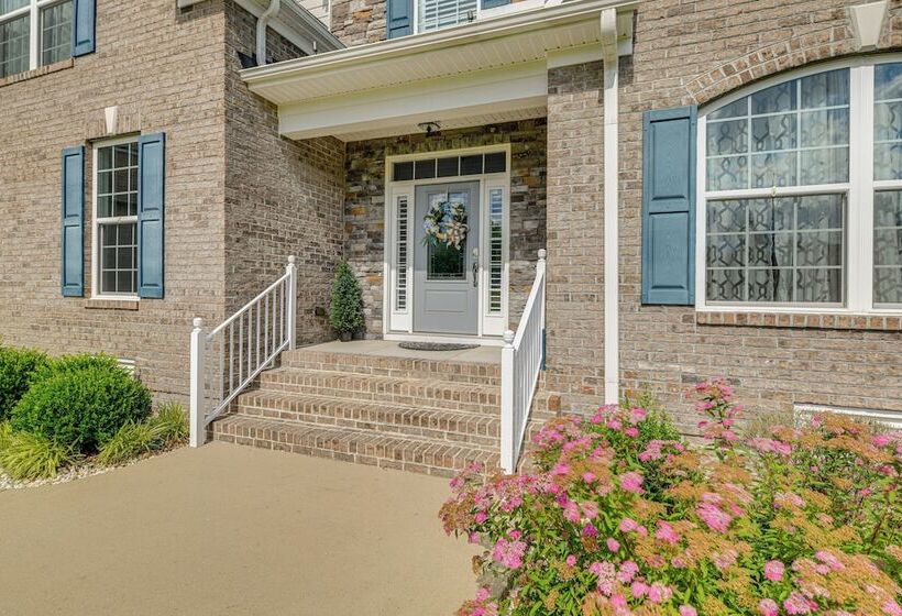 Spacious Chester Home Near Pocahontas State Park!