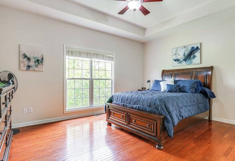 Spacious Frankfort Retreat On Bourbon Trail!