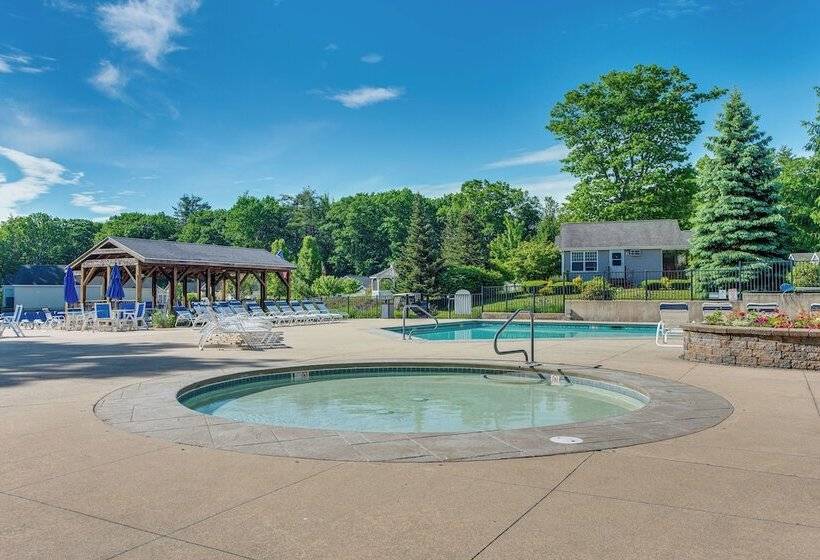 2 Mi To Moody Beach, Amenity Access: Wells Getaway