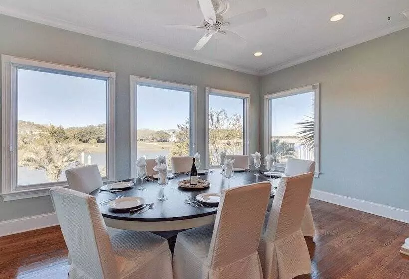 20 Morgan Place Drive By Avantstay Waterfront Home W/ Private Dock