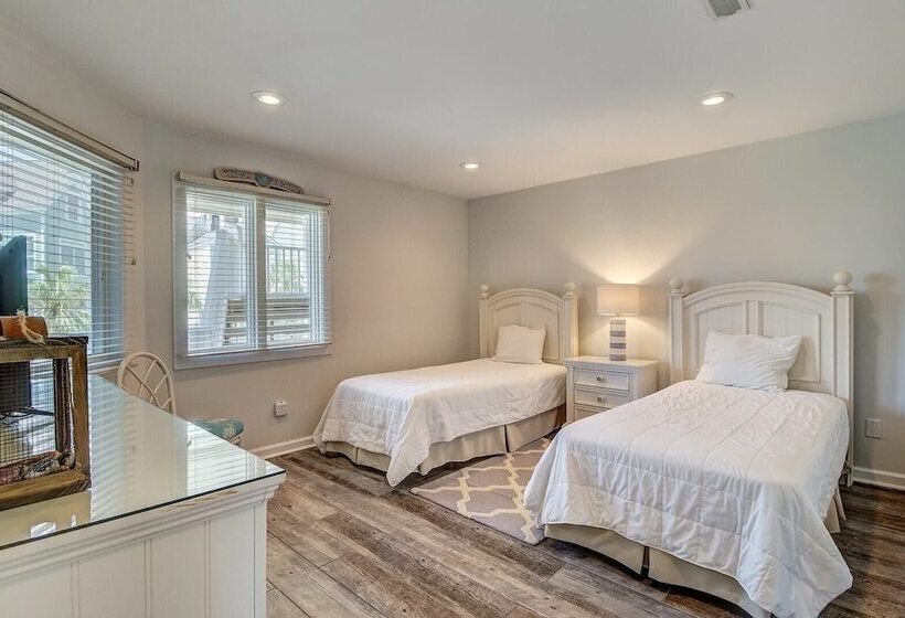 203 I Tidewater By Avantstay Beach Condo W/ Communal Pool!