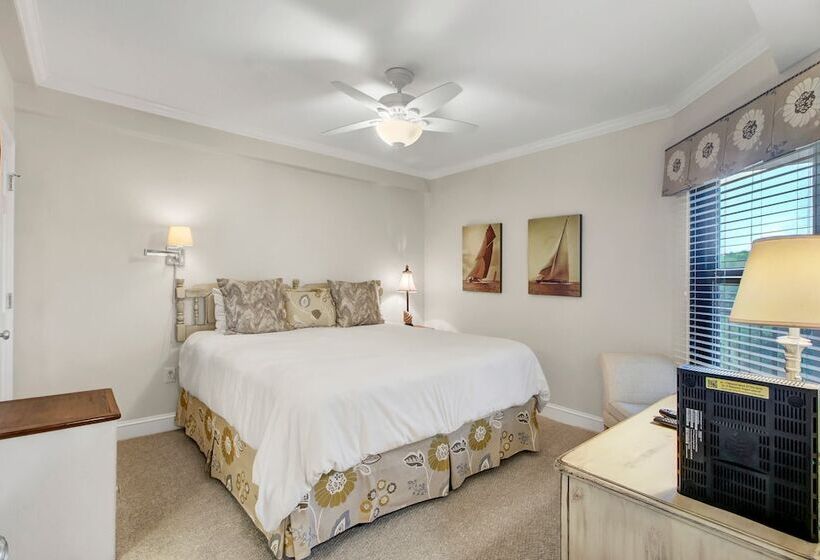 309 B Shipwatch By Avantstay Community Pool Access!