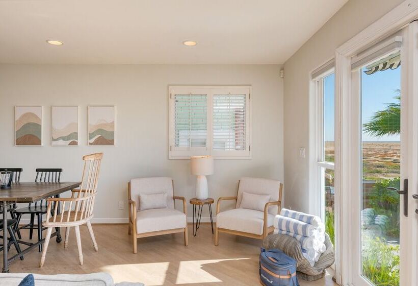 Beach Break By Avantstay Oceanfront, View, Patio