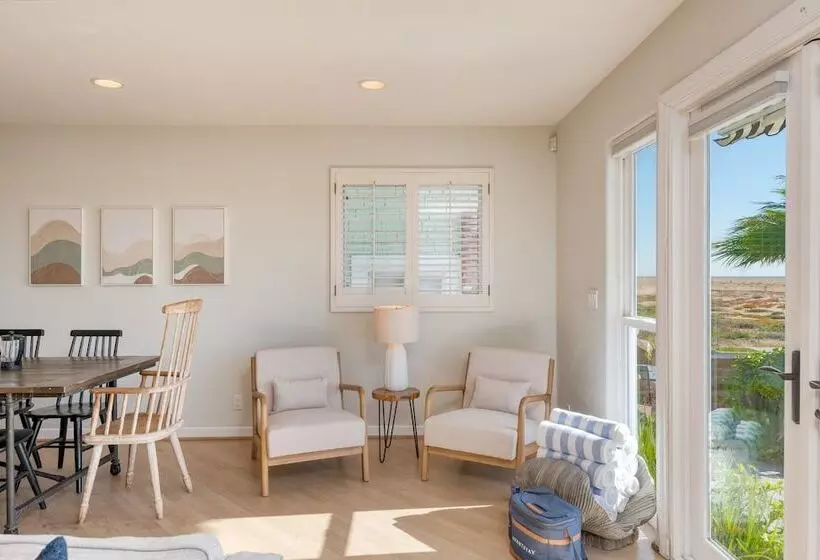 Beach Break By Avantstay Oceanfront, View, Patio