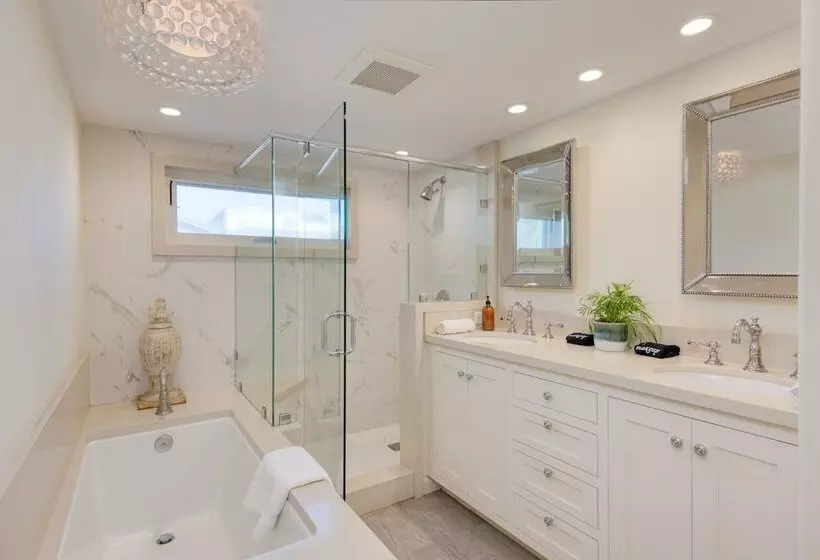 Beach Break By Avantstay Oceanfront, View, Patio