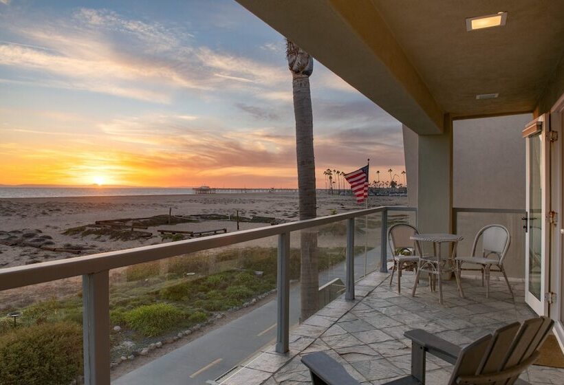 Beach Break By Avantstay Oceanfront, View, Patio